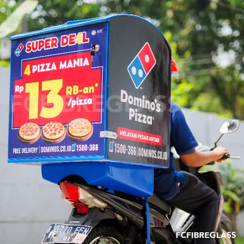 pizza delivery box