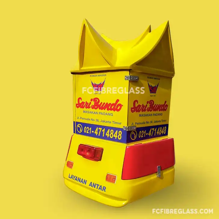 Box motor fiberglass desain unik dengan atap gonjong RM padang untuk kapasitas lebih besar