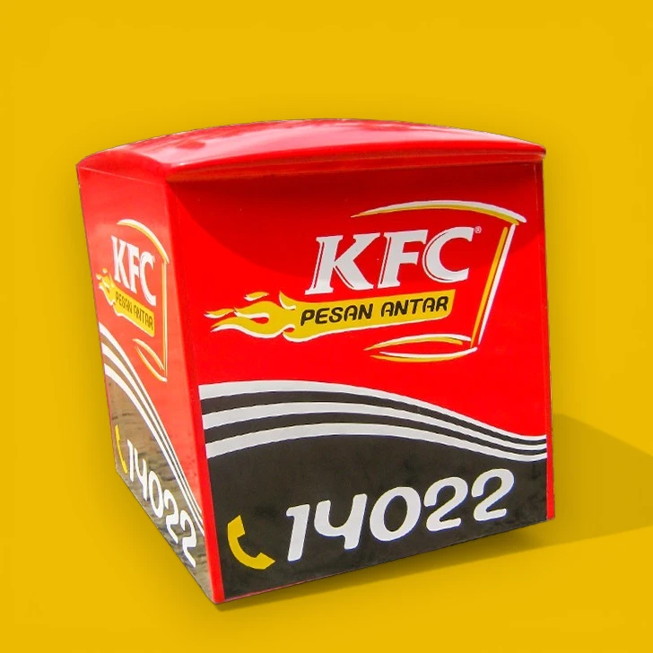 Box motor fiberglass ukuran kecil untuk delivery makanan cepat saji dengan desain branding merah