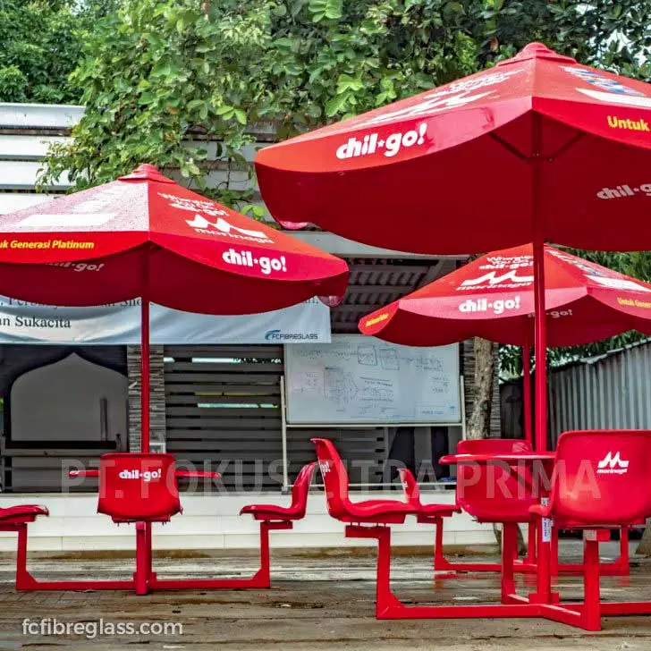 Produk Fiberglass Payung Fiberglass untuk di Taman